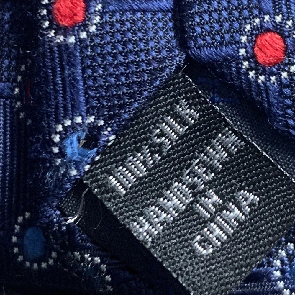 🌿SALE🌿JOS. A. BANK Blue Silk Necktie